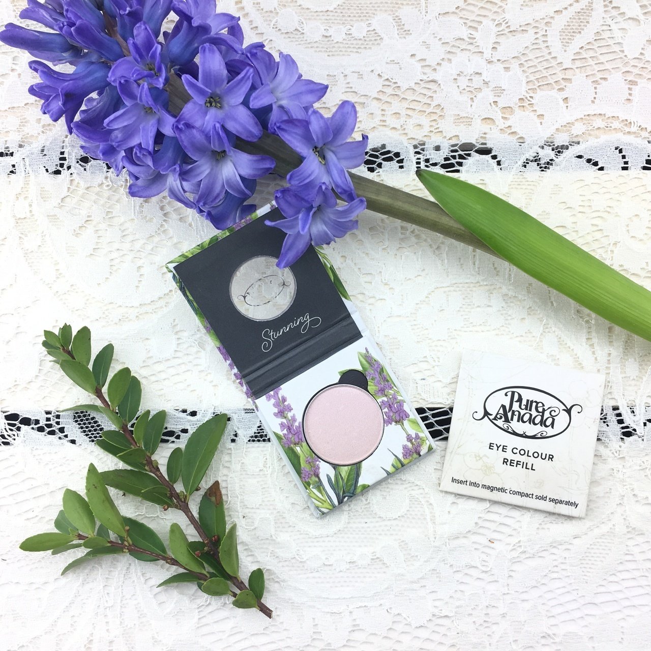 Pure Anada Compact Eye Colour Cameo 3g